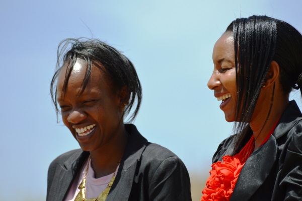 Photo: Joan Kabugu. Lynett with marketer Eunice Mishan.